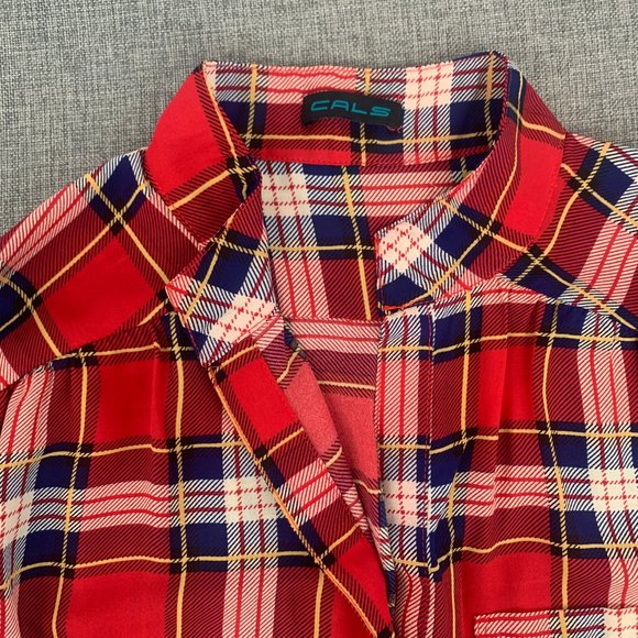 Cals Red Plaid Long Half Button Shirt Oversized Lightweight Top Small Semi-Sheer - Picture 3 of 12